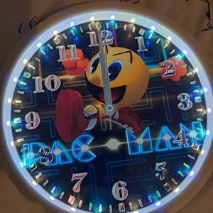 Pack man led wall clock retro